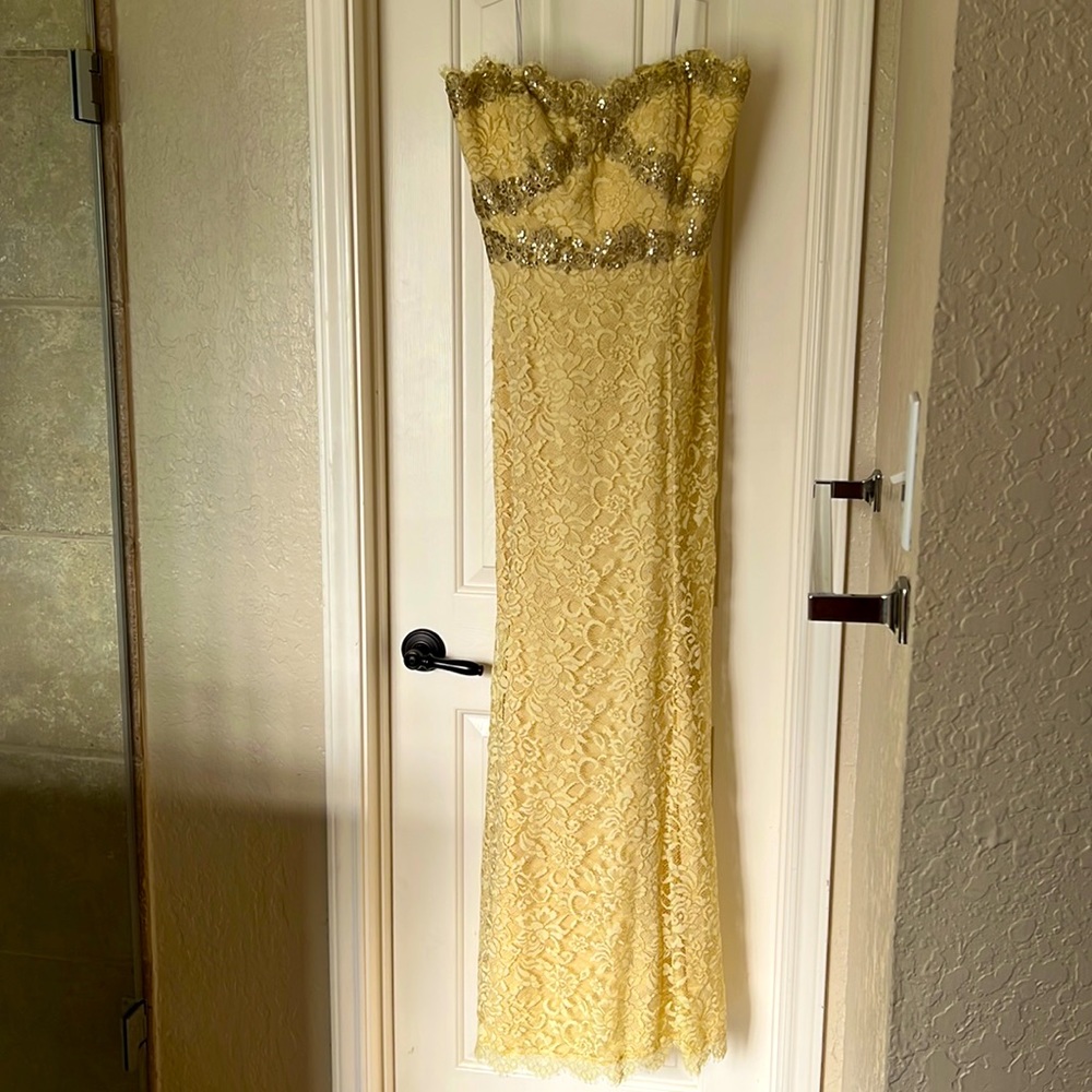 Marchesa Notte gown. Size 10.